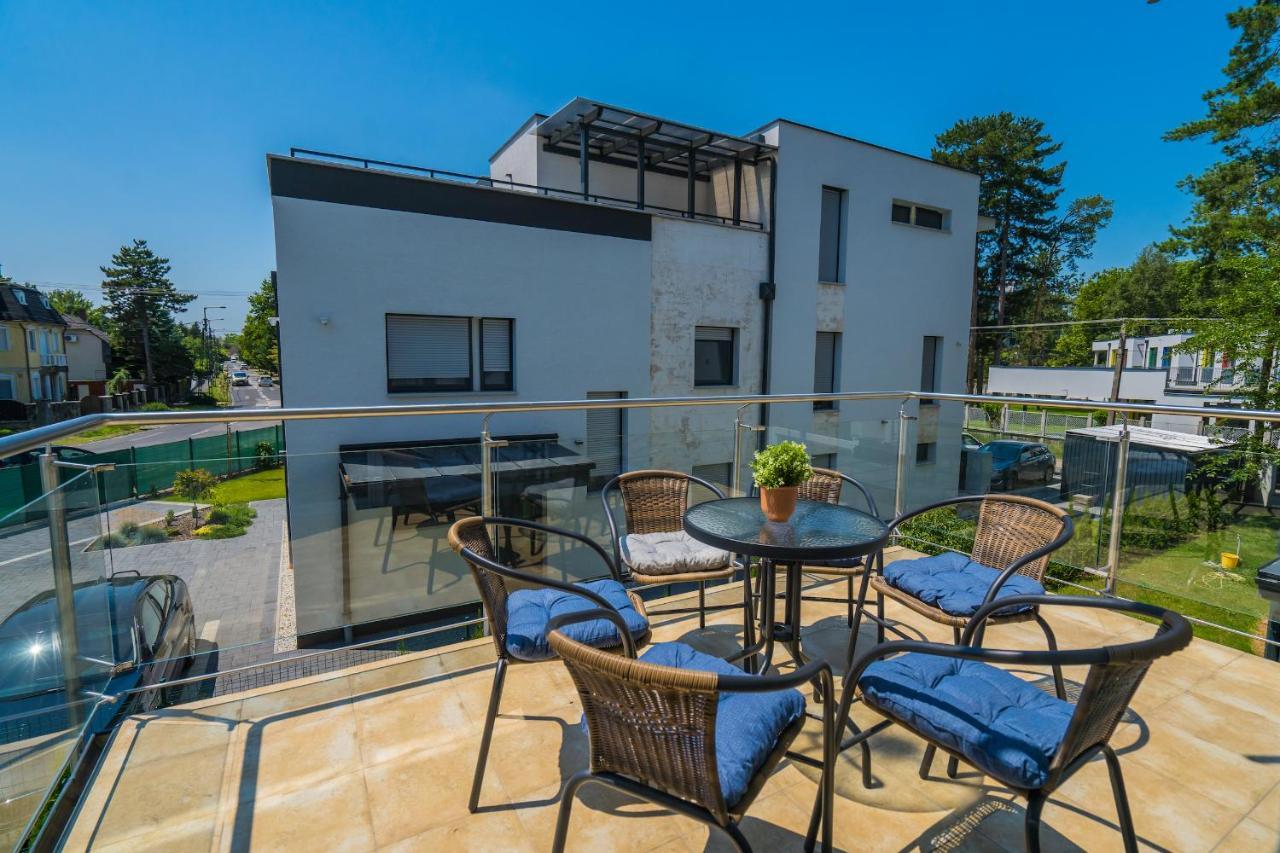 Gemini Apartments Siófok I., III. Bagian luar foto