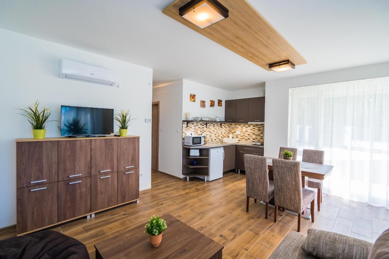 Gemini Apartments Siófok I., III. Bagian luar foto